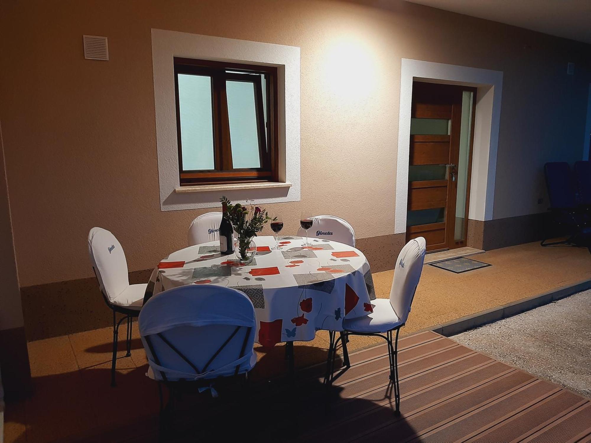 Apartman Nona モトヴン エクステリア 写真
